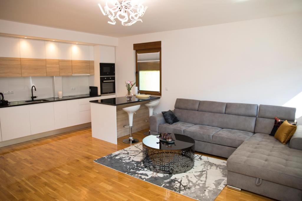 Apartment Divine モスタル エクステリア 写真