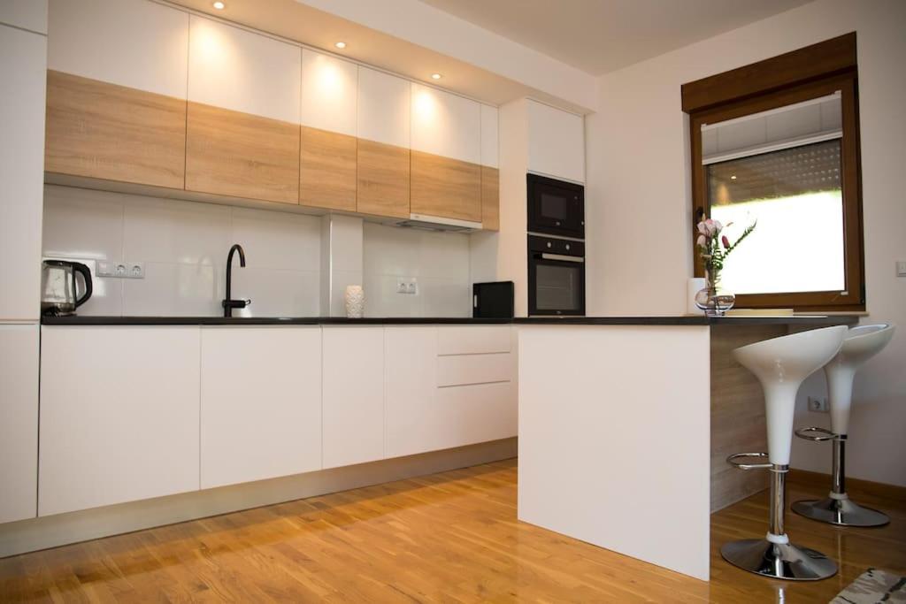 Apartment Divine モスタル エクステリア 写真